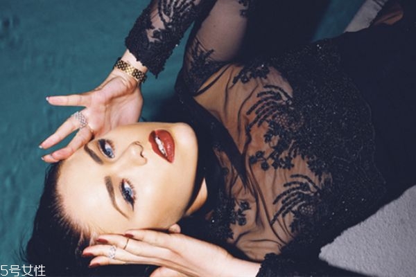 鼻基底凹陷怎樣填充才不顯老 鼻基底凹陷怎么填充 鼻基底凹陷怎樣填充才不顯老 鼻基底凹陷怎么填充