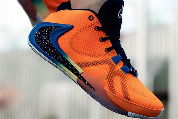 耐克freak 1實(shí)戰(zhàn)測評 字母哥一代實(shí)戰(zhàn)測評報(bào)告