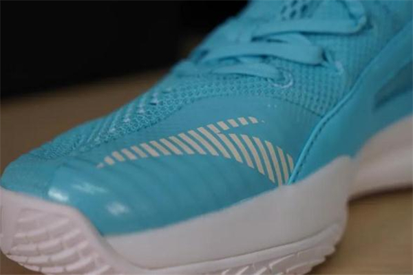 安踏kt4水花一代測評 kt4水花一代實(shí)戰(zhàn)怎么樣