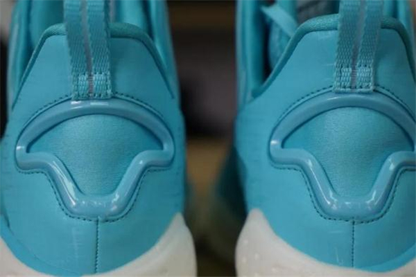 安踏kt4水花一代測評 kt4水花一代實(shí)戰(zhàn)怎么樣