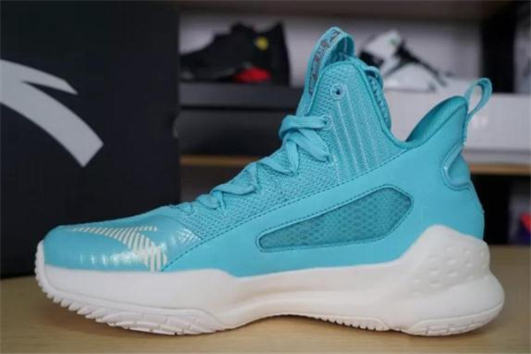 安踏kt4水花一代測評 kt4水花一代實(shí)戰(zhàn)怎么樣