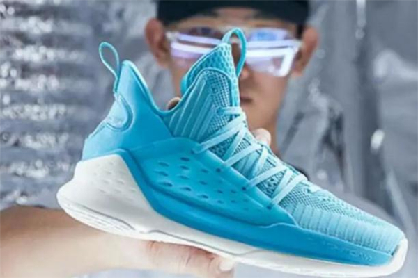 安踏kt4水花一代測評 kt4水花一代實(shí)戰(zhàn)怎么樣