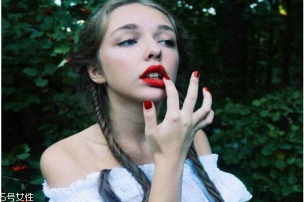 打瘦臉針會加重法令紋嗎 打瘦臉針后法令紋很深