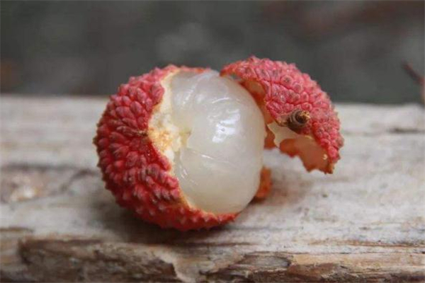 荔枝殼是什么垃圾 荔枝殼是干垃圾還是濕垃圾 荔枝殼是什么垃圾 荔枝殼是干垃圾還是濕垃圾