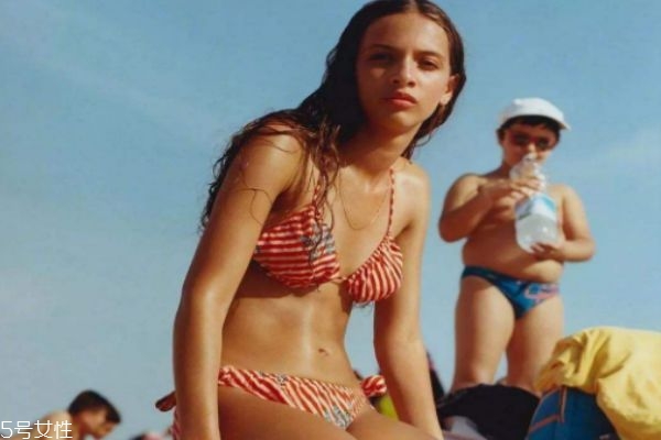 豐胸精油有沒(méi)有激素 豐胸精油什么原理 豐胸精油有沒(méi)有激素 豐胸精油什么原理