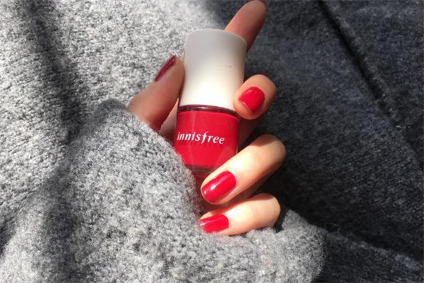 過期指甲油是什么垃圾 過期指甲油屬于哪一類垃圾 過期指甲油是什么垃圾 過期指甲油屬于哪一類垃圾