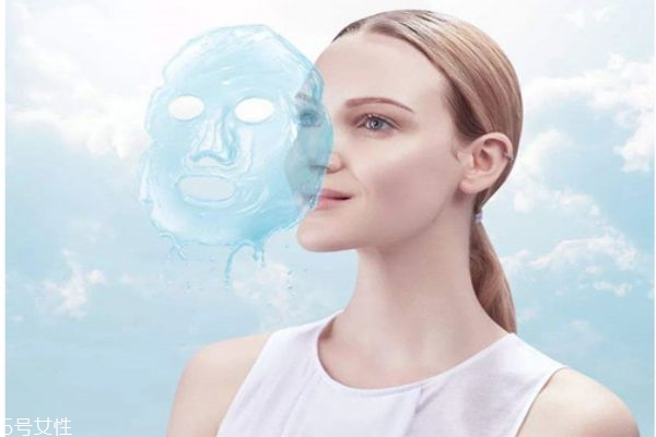 面膜貼臉上有刺痛感 貼面膜后要不要洗臉 面膜貼臉上有刺痛感 貼面膜后要不要洗臉