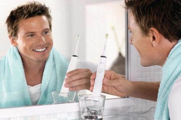 電動(dòng)牙刷買什么樣的好 電動(dòng)牙刷選購指南