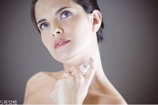 香水該怎么正確使用 香水用法 香水該怎么正確使用 香水用法