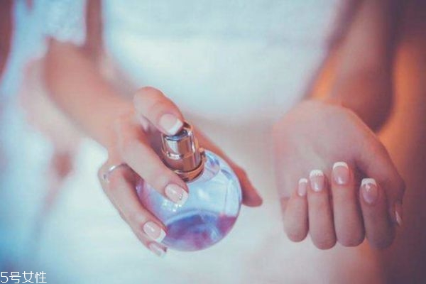 香水該怎么正確使用 香水用法 香水該怎么正確使用 香水用法