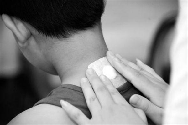 三伏貼每年都要貼嗎 三伏貼每年時(shí)間一樣嗎 三伏貼每年都要貼嗎 三伏貼每年時(shí)間一樣嗎