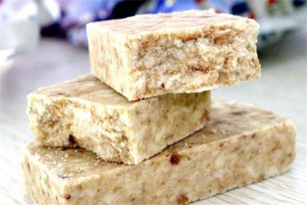 壓縮餅干熱量高嗎 吃壓縮餅干會(huì)胖嗎 壓縮餅干熱量高嗎 吃壓縮餅干會(huì)胖嗎