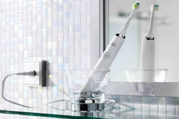 牙結(jié)石一定要洗牙嗎 自己如何去除牙結(jié)石