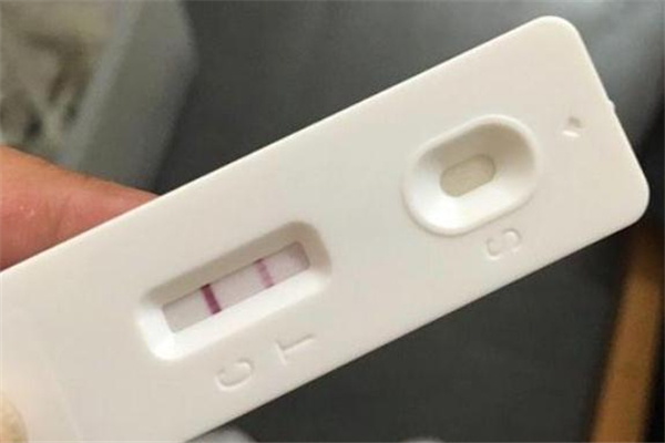 驗孕棒尿淋到顯示區(qū)還可以用嗎 驗孕棒尿淋了觀察窗準(zhǔn)嗎