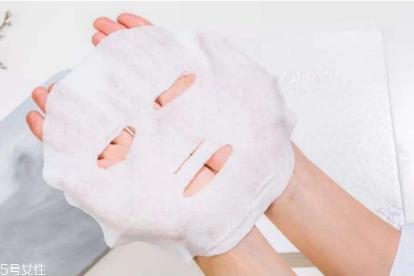 敷面膜和不敷面膜的區(qū)別 正確敷面膜的實用小貼士 敷面膜和不敷面膜的區(qū)別 正確敷面膜的實用小貼士