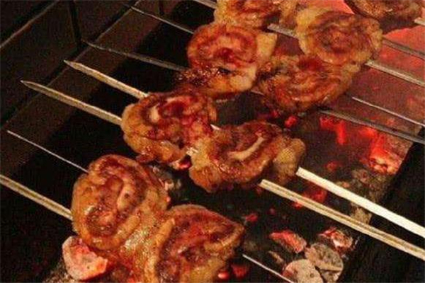 羊腰子和羊鞭哪個補 羊腰子和羊鞭哪個壯陽效果好