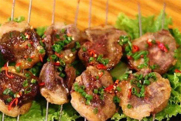 羊腰子和羊鞭哪個補 羊腰子和羊鞭哪個壯陽效果好