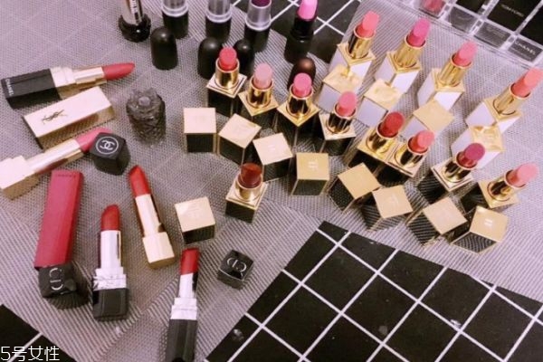 有哪些非常經(jīng)典或者一直非?；鸬目诩t 最火口紅排行榜