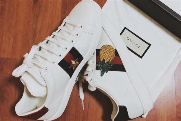 gucci菠蘿小白鞋多少錢 gucci菠蘿小白鞋售價(jià) gucci菠蘿小白鞋多少錢 gucci菠蘿小白鞋售價(jià)