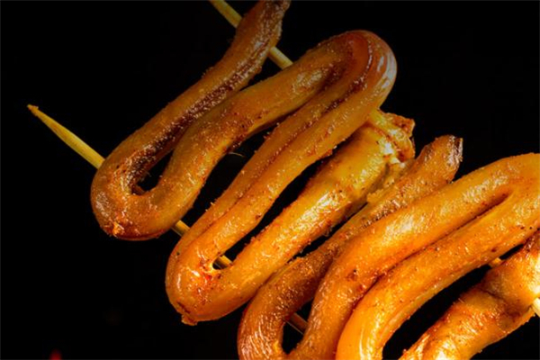 羊鞭和牛鞭哪個(gè)壯陽效果好 男人吃牛鞭還是羊鞭好