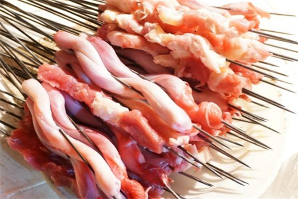 羊鞭和牛鞭哪個(gè)壯陽效果好 男人吃牛鞭還是羊鞭好