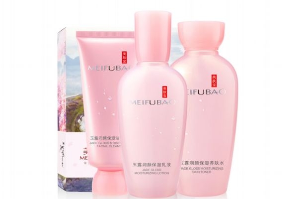 美膚寶補(bǔ)水保濕套裝多少錢(qián) 美膚寶補(bǔ)水保濕套裝價(jià)格