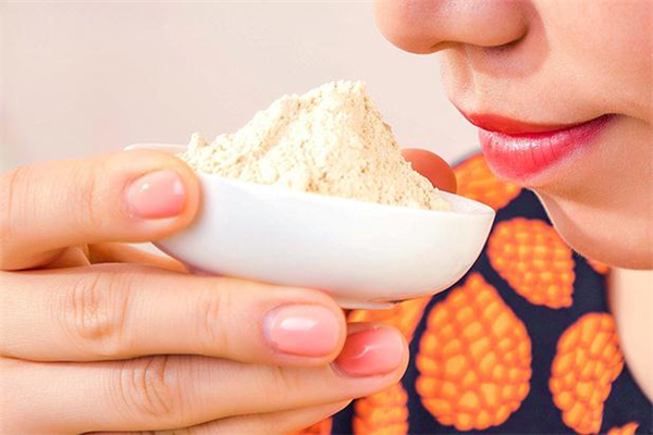 黃芪粉用開水還是溫水沖好 黃芪粉用多少度水沖 黃芪粉用開水還是溫水沖好 黃芪粉用多少度水沖