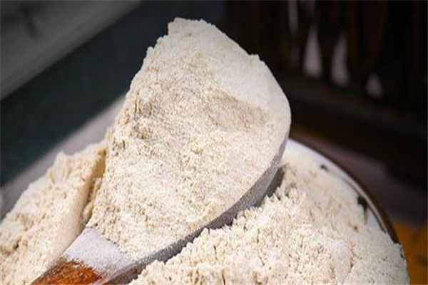 天麻粉和三七粉可以一起吃嗎 天麻粉和三七粉同吃的功效 天麻粉和三七粉可以一起吃嗎 天麻粉和三七粉同吃的功效