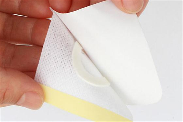 三伏貼長(zhǎng)毛了還能貼嗎 三伏貼長(zhǎng)毛什么原因 三伏貼長(zhǎng)毛了還能貼嗎 三伏貼長(zhǎng)毛什么原因