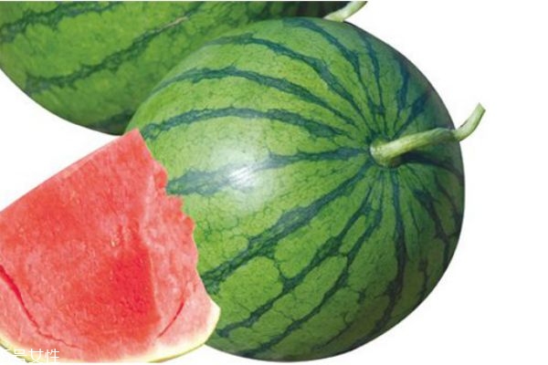 吃水果為什么要加鹽 吃水果加點鹽的好處 吃水果為什么要加鹽 吃水果加點鹽的好處