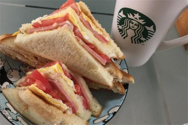 三明治熱量高嗎 三明治熱量是多少 三明治熱量高嗎 三明治熱量是多少