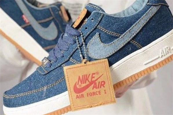 levis聯(lián)名nike air force 1發(fā)售時(shí)間 李維斯聯(lián)名空軍一號(hào)諜照 levis聯(lián)名nike air force 1發(fā)售時(shí)間 李維斯聯(lián)名空軍一號(hào)諜照