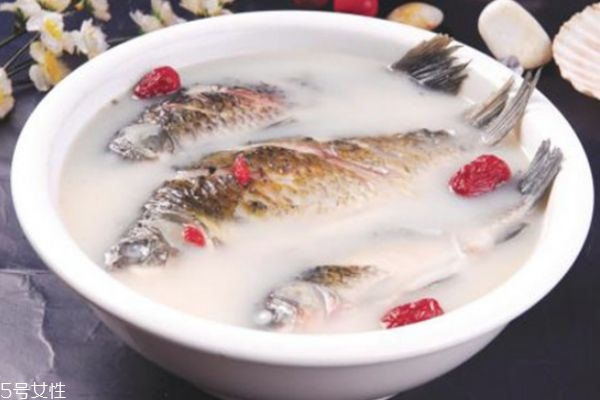 魚(yú)湯為什么是白色的 有的魚(yú)湯為什么不白