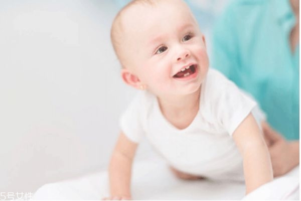 寶寶夏天體溫多少度是正常 寶寶體溫多少度算正常 寶寶夏天體溫多少度是正常 寶寶體溫多少度算正常