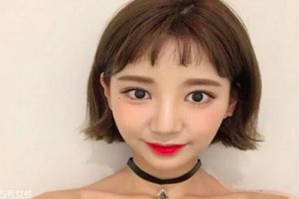 方臉剪什么劉海顯臉小 適合方臉的劉海 方臉剪什么劉海顯臉小 適合方臉的劉海