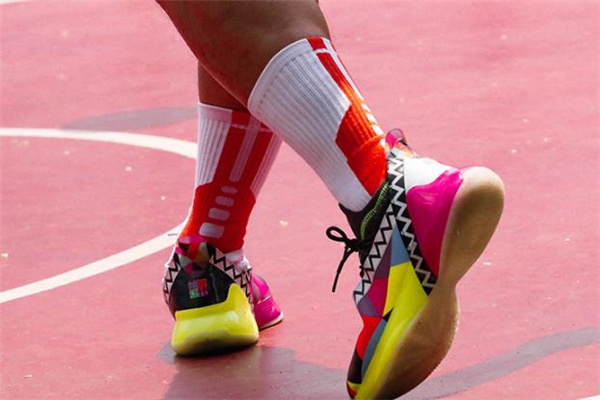 匹克帕克7代實(shí)戰(zhàn)測(cè)評(píng) 帕克七代腳感怎么樣 匹克帕克7代實(shí)戰(zhàn)測(cè)評(píng) 帕克七代腳感怎么樣