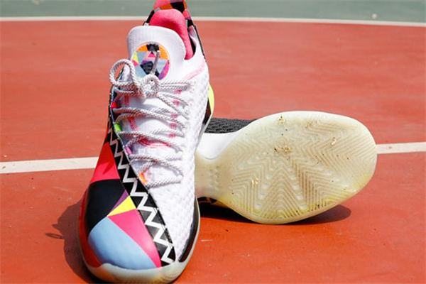 匹克帕克7代實(shí)戰(zhàn)測(cè)評(píng) 帕克七代腳感怎么樣 匹克帕克7代實(shí)戰(zhàn)測(cè)評(píng) 帕克七代腳感怎么樣