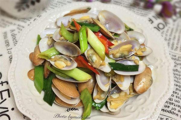 花甲和綠豆湯可以一起吃嗎 吃花甲能喝綠豆湯嗎 花甲和綠豆湯可以一起吃嗎 吃花甲能喝綠豆湯嗎