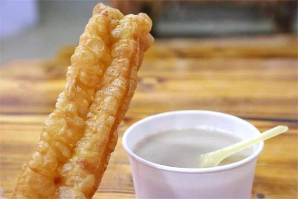 寶寶可以吃油條嗎 寶寶吃油條容易消化嗎 寶寶可以吃油條嗎 寶寶吃油條容易消化嗎