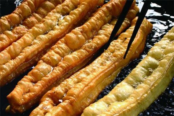 油條可以每天吃嗎 每天吃油條有什么危害 油條可以每天吃嗎 每天吃油條有什么危害