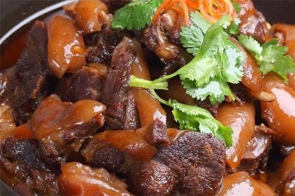 狗肉什么季節(jié)吃最好 狗肉適合什么季節(jié)吃 狗肉什么季節(jié)吃最好 狗肉適合什么季節(jié)吃