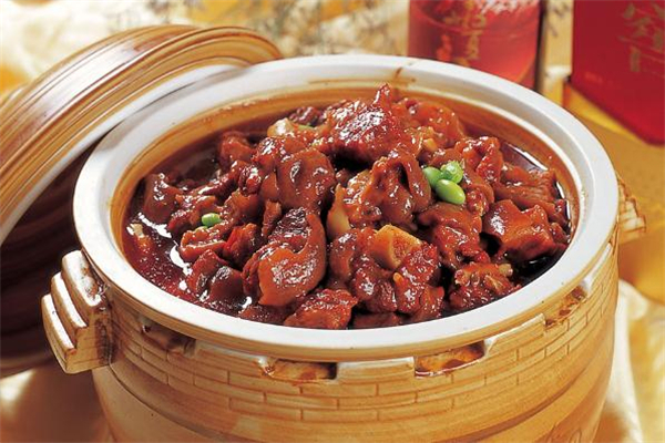 狗肉和鱔魚(yú)能一起吃嗎 狗肉食用禁忌 狗肉和鱔魚(yú)能一起吃嗎 狗肉食用禁忌