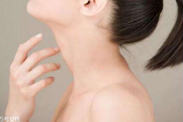 頸紋怎么可以快速消除呢 如何預防頸紋呢 頸紋怎么可以快速消除呢 如何預防頸紋呢