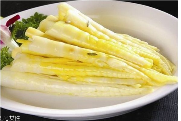 竹筍有什么營養(yǎng)價值呢 竹筍的功效有什么呢 竹筍有什么營養(yǎng)價值呢 竹筍的功效有什么呢