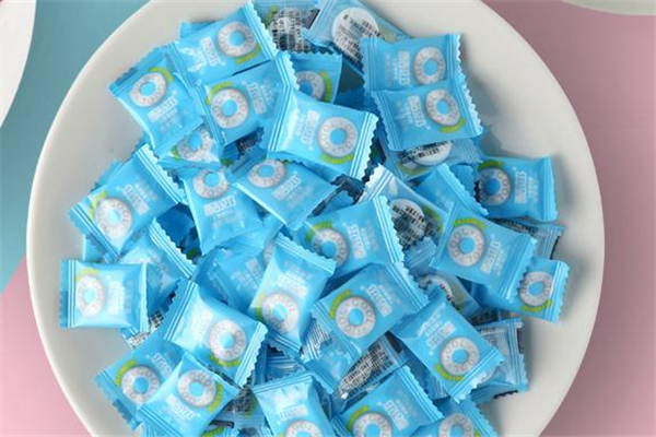 薄荷糖可以去除口氣嗎 口臭吃薄荷糖有用嗎 薄荷糖可以去除口氣嗎 口臭吃薄荷糖有用嗎