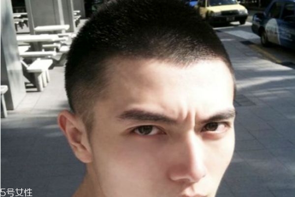 2019男生發(fā)型流行趨勢(shì) 2019男生最流行發(fā)型 2019男生發(fā)型流行趨勢(shì) 2019男生最流行發(fā)型