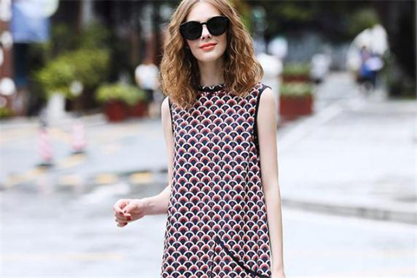 女生怎么穿出名媛范兒 夏日名媛范穿搭圖片 女生怎么穿出名媛范兒 夏日名媛范穿搭圖片