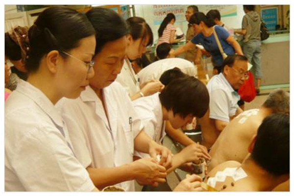 三伏貼是每天都貼嗎 三伏貼的好處 三伏貼是每天都貼嗎 三伏貼的好處