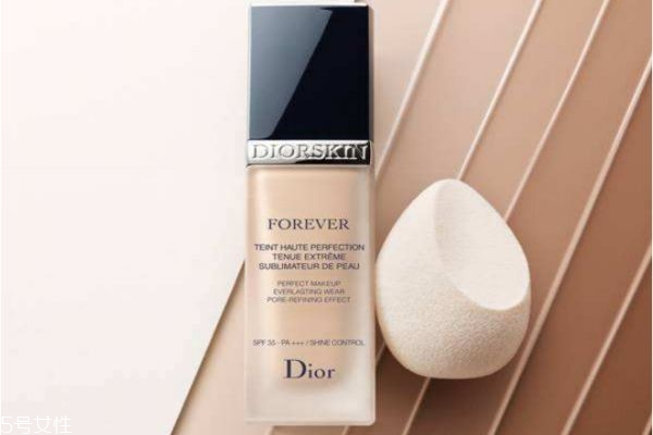 粉底液要什么時(shí)候用 粉底液用在哪一步 粉底液要什么時(shí)候用 粉底液用在哪一步