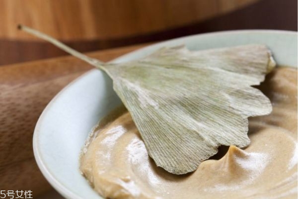 中藥面膜一次敷多久 中藥面膜有副作用嗎 中藥面膜一次敷多久 中藥面膜有副作用嗎